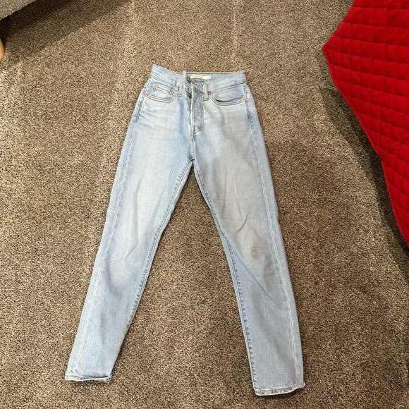 Levi Light Wash Jeans - Picture 1 of 2
